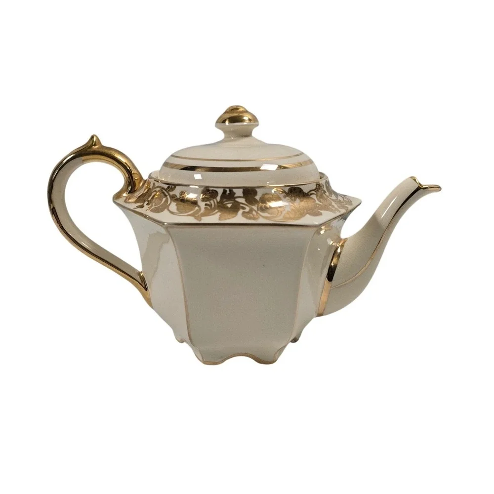 Sadler England Vintage Hexagonal‎ Teapot Cream and Gold Filigree 1484 7